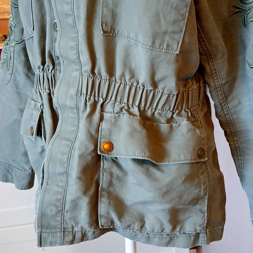 Calvin Klein womens embroidered cargo jacket size S - Picture 3 of 11